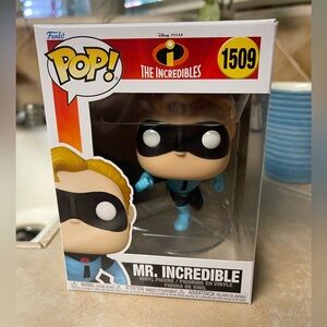Funko Pop Disney Mr. Incredible